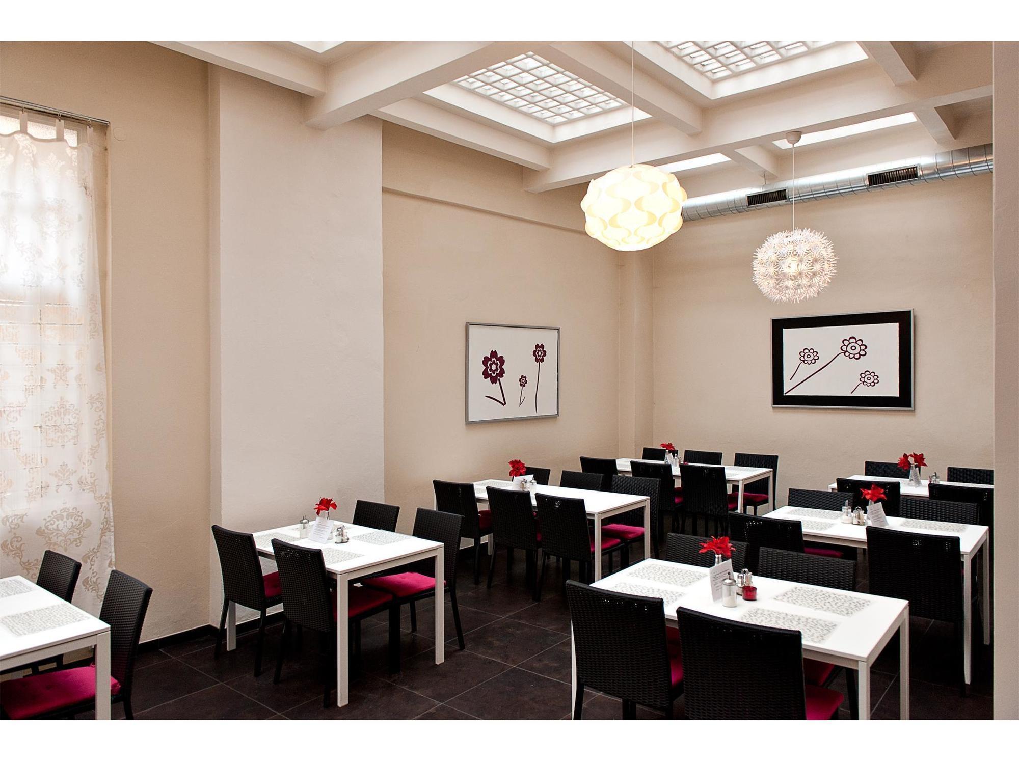 Hotel Purpur Praha Eksteriør bilde